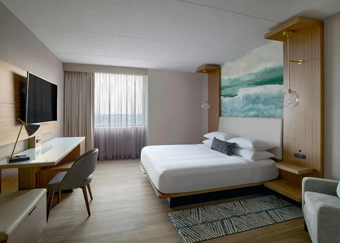 Chicago Marriott Northwest Hotel 4*